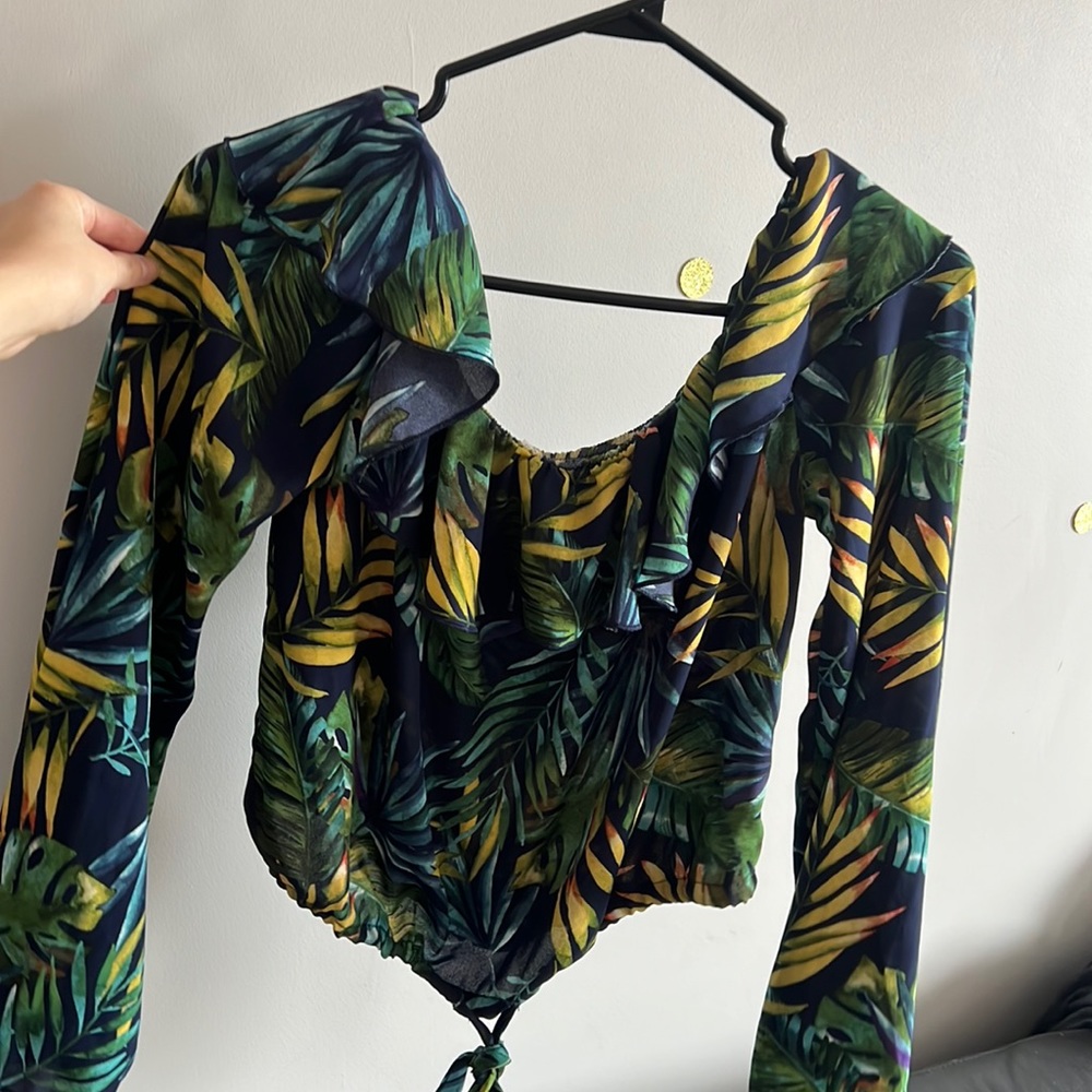 Tropical over the shoulder size large adjustable tie waist long sleeve shirt